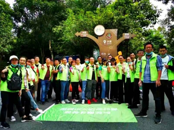 快樂(lè)工作，健康生活